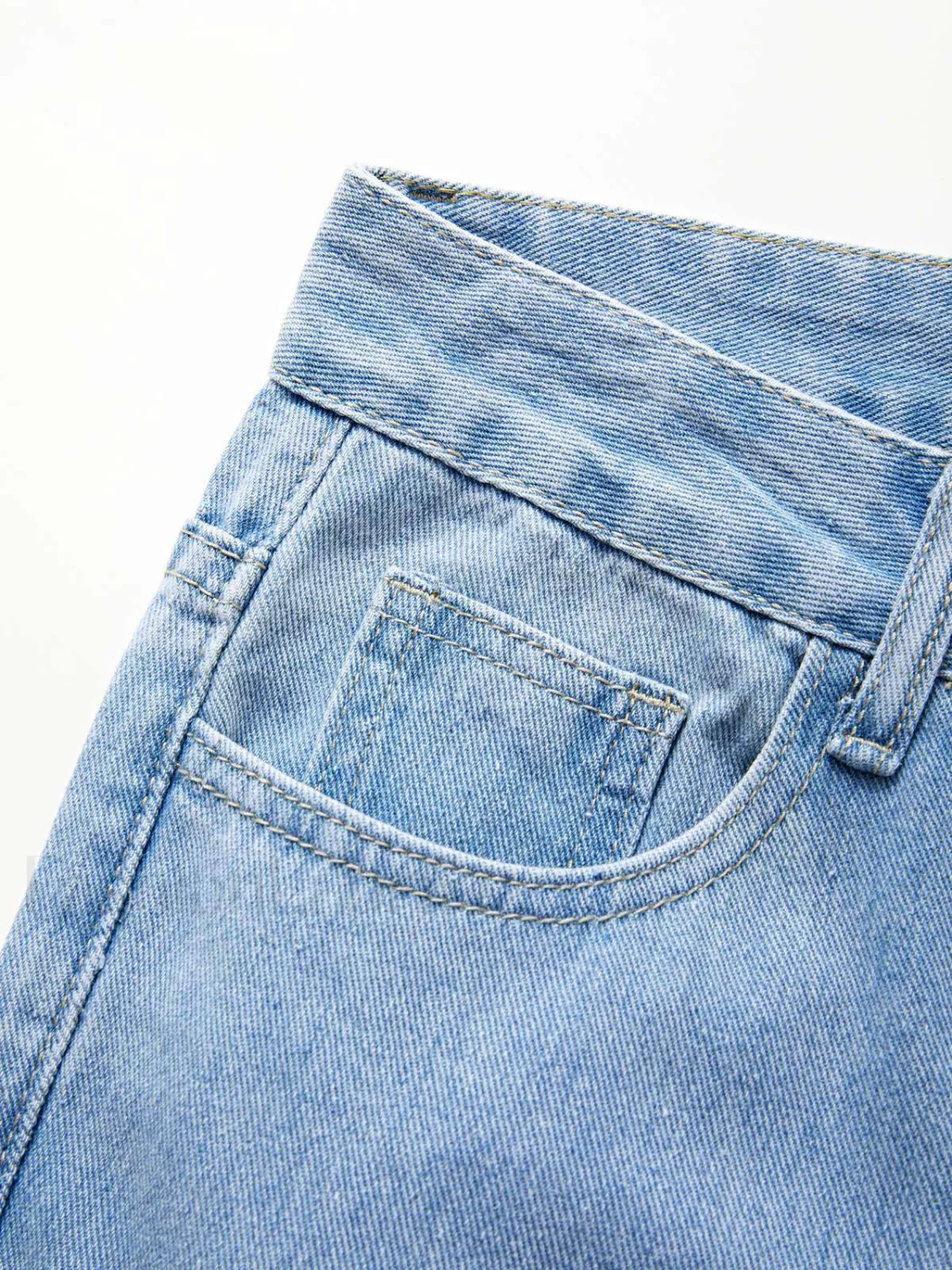 Light Wash Denim Boyfriend Jeans - Image 22