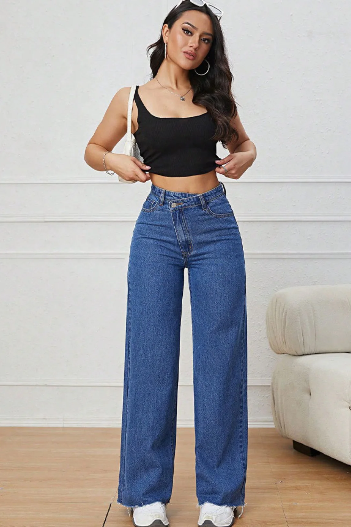 Light Washed High Waist Slim Wide Leg Jeans - Image 4