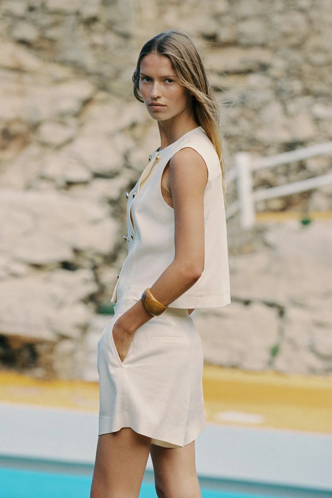 Linen Blend Pleated Casual Shorts - Image 2