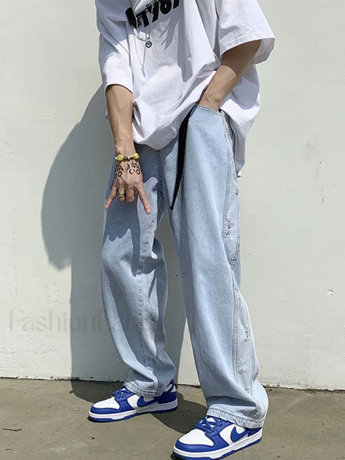 Men's Colorblock Straight Jeans - Image 13