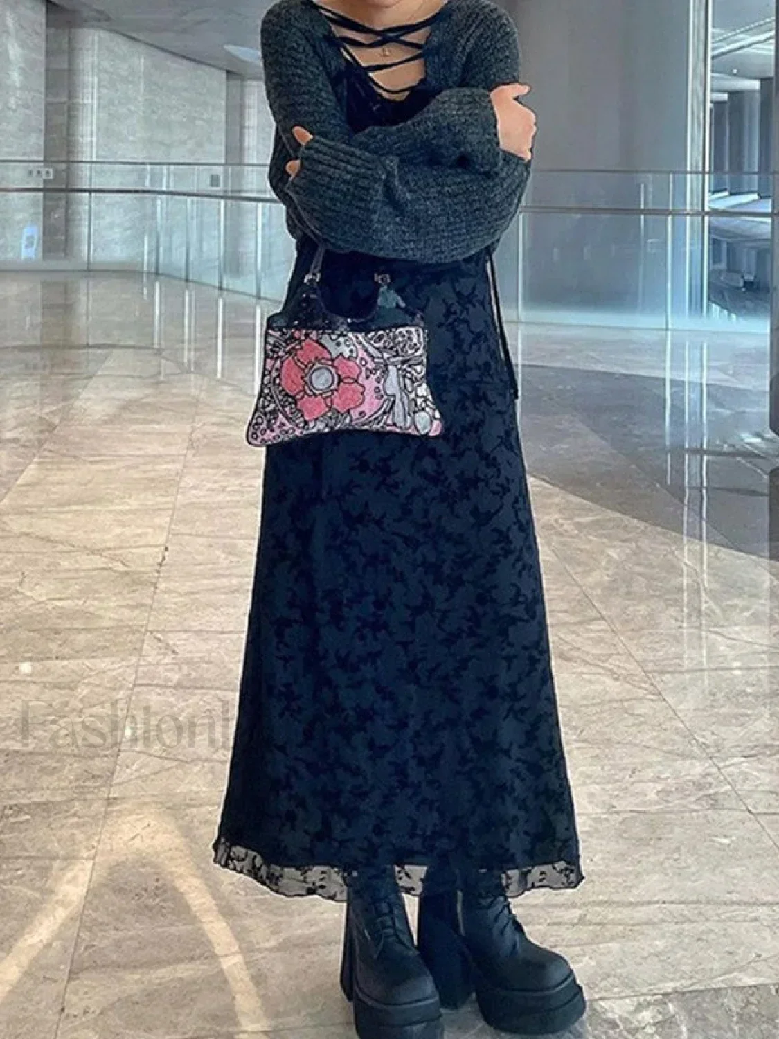Mesh Paneled Floral Maxi Dress - Image 3