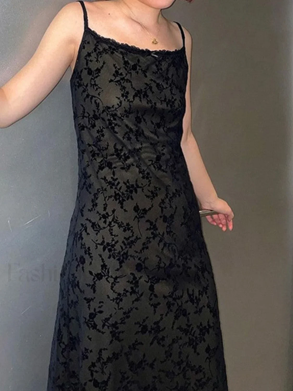 Mesh Paneled Floral Maxi Dress - Image 5
