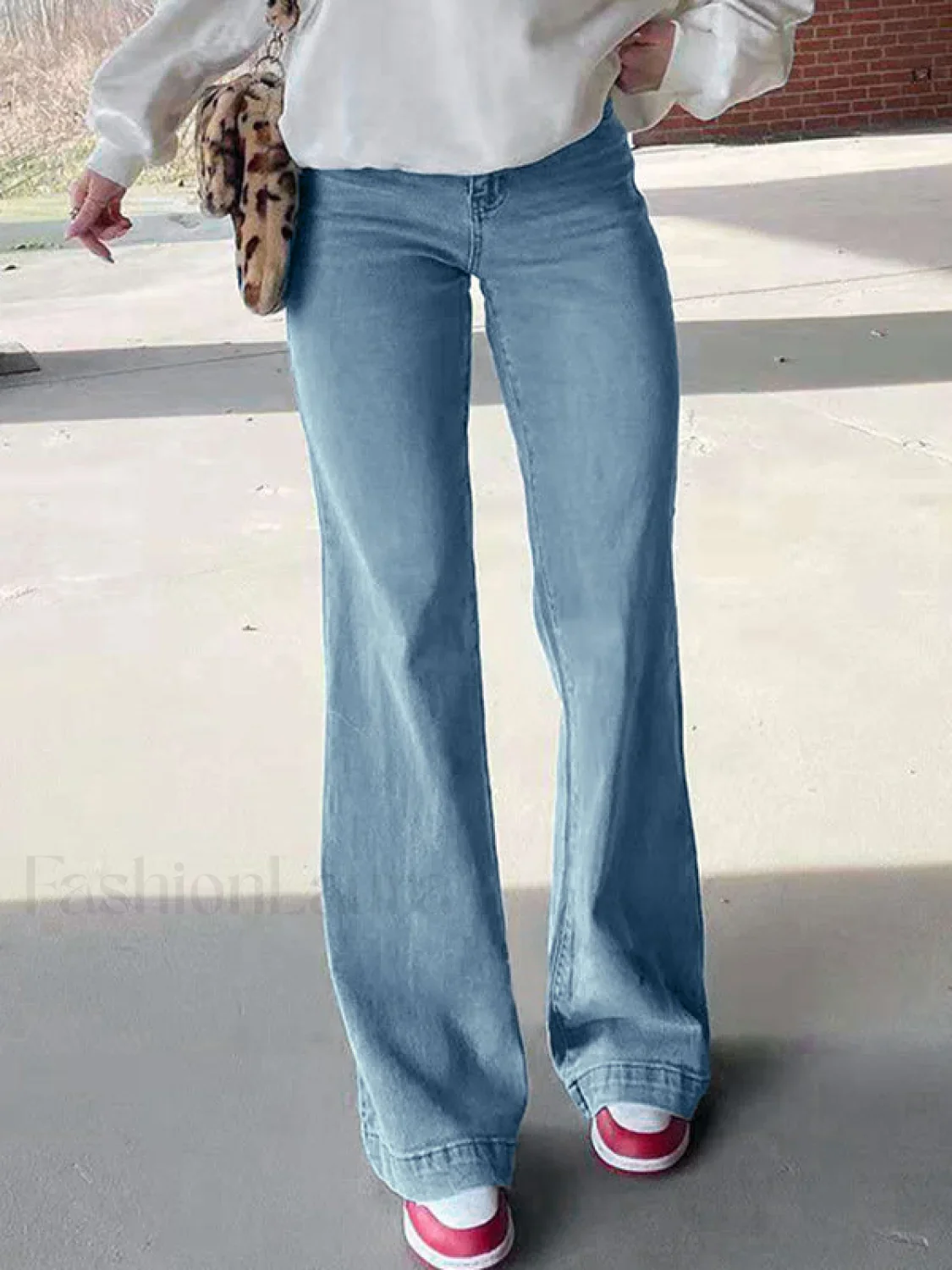 Mid Waist Washed Boyfriend Jeans - Image 4