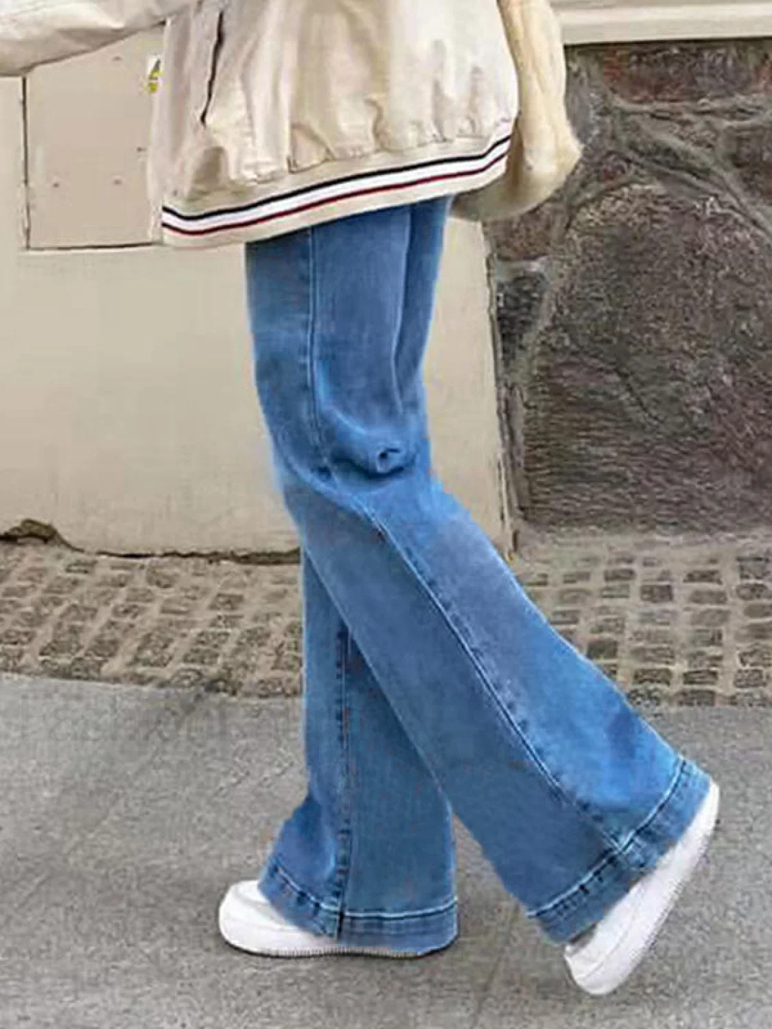 Mid Waist Washed Boyfriend Jeans - Image 6