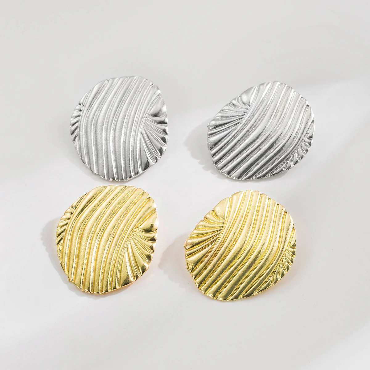 Minimalist Linear Geometric Earrings - Image 5