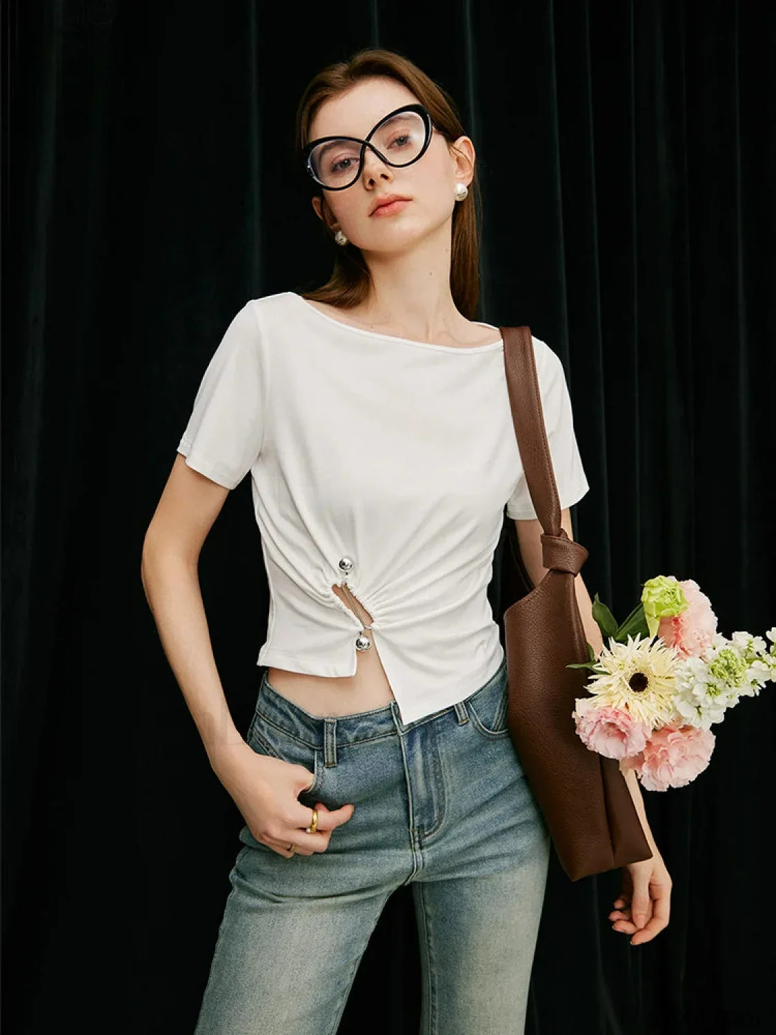 One Shoulder Twisted Waist Crop T-Shirt - Image 12