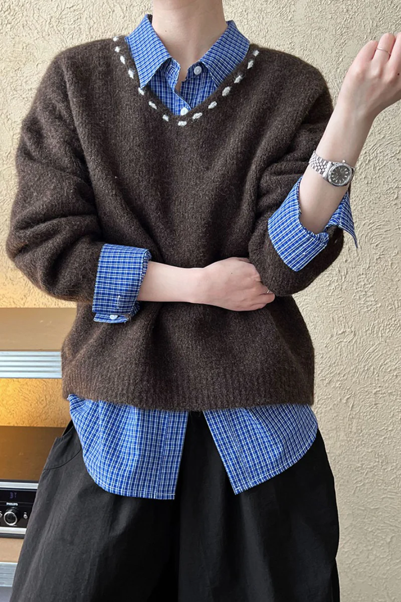 Oversized V-Neck Knit Sweater - Image 8