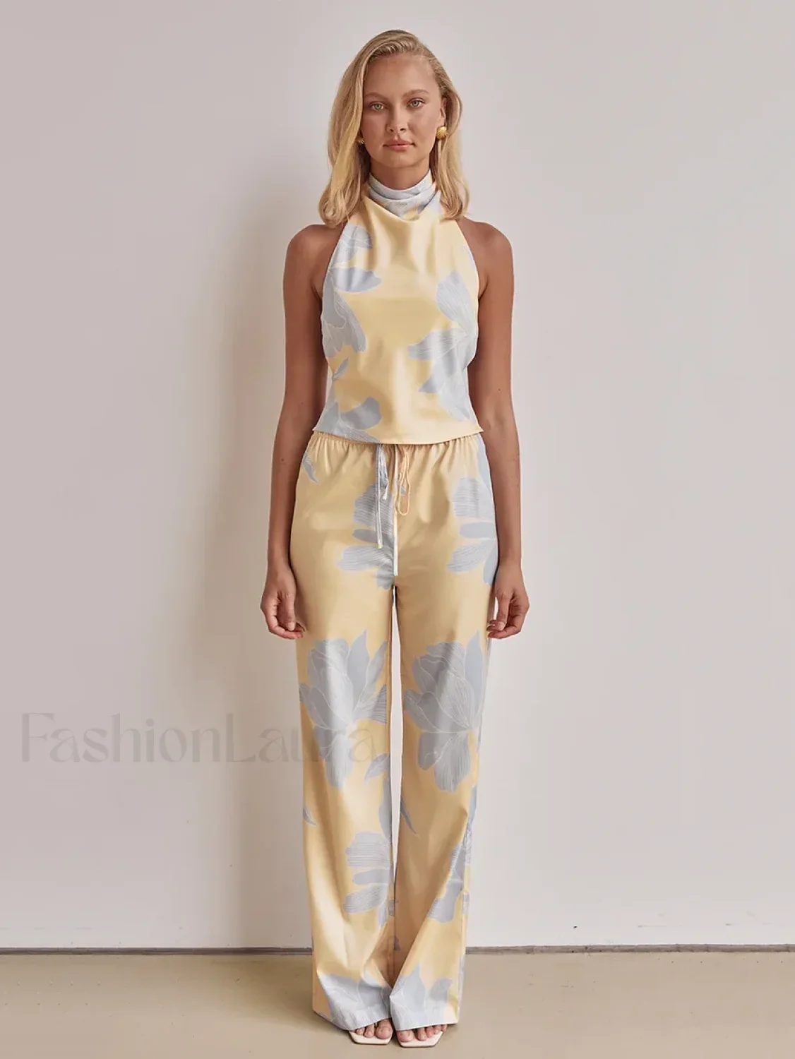 Printing Halter Backless Pants Two Piece Set - Image 12
