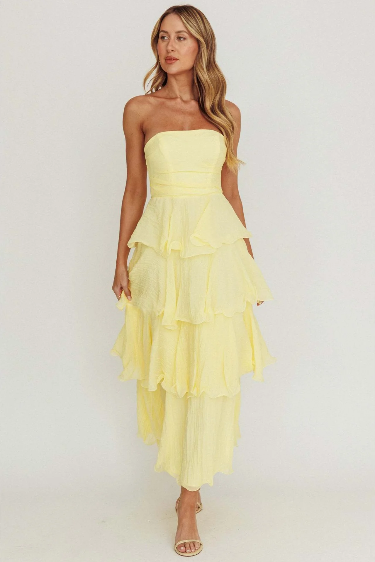 Sexy Slim Fit Strapless Backless Ruffled Prom Dress - Image 10