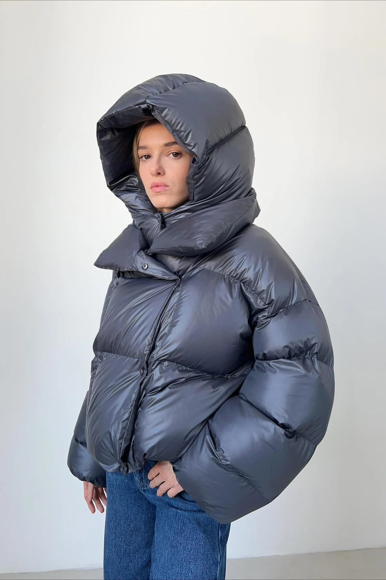 Short Hooded Puffer Jacket - Image 18