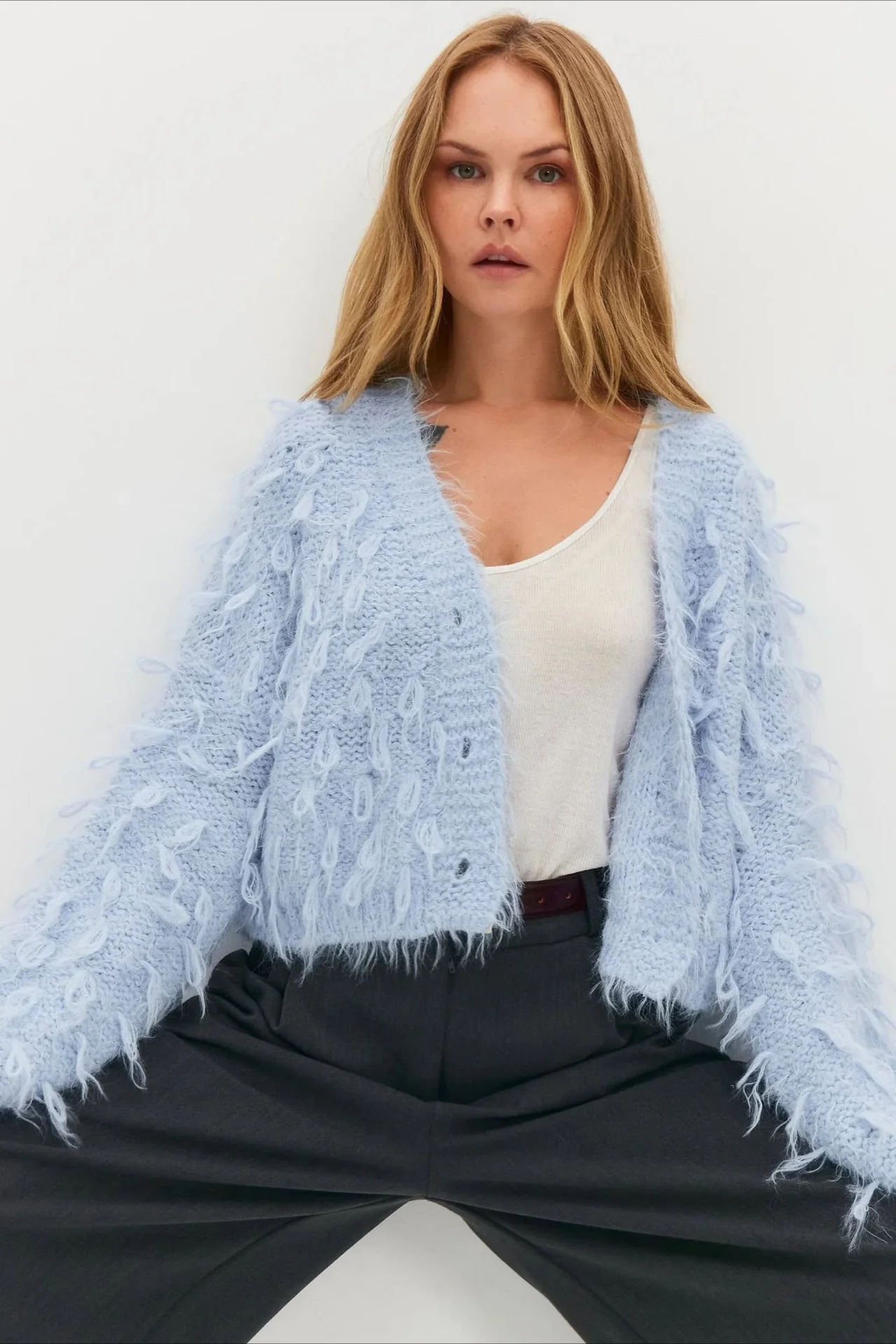 Slouchy V-Neck Tasseled Loose Solid Sweater - Image 13