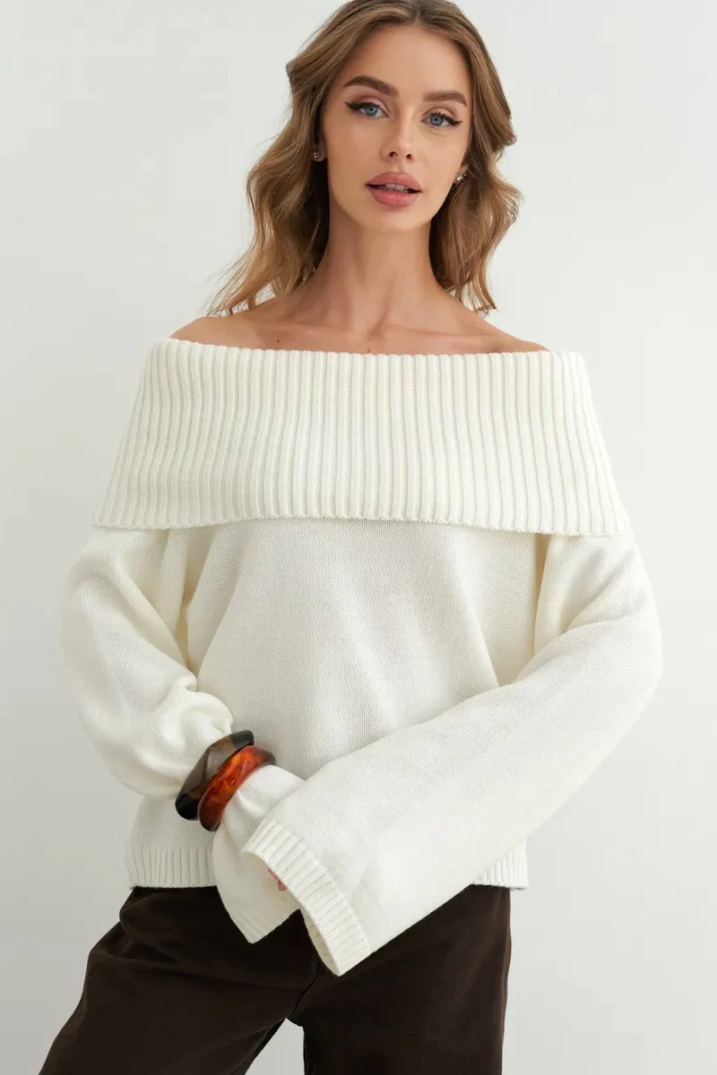 Solid Color Off Shoulder Knitted Sweater - Image 10