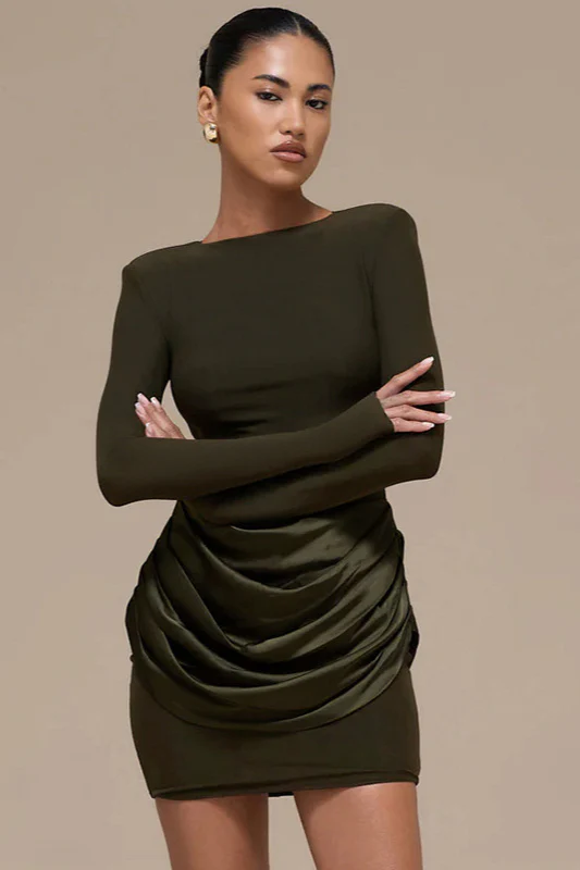 Solid Color Ruched Bodycon Dress - Image 8
