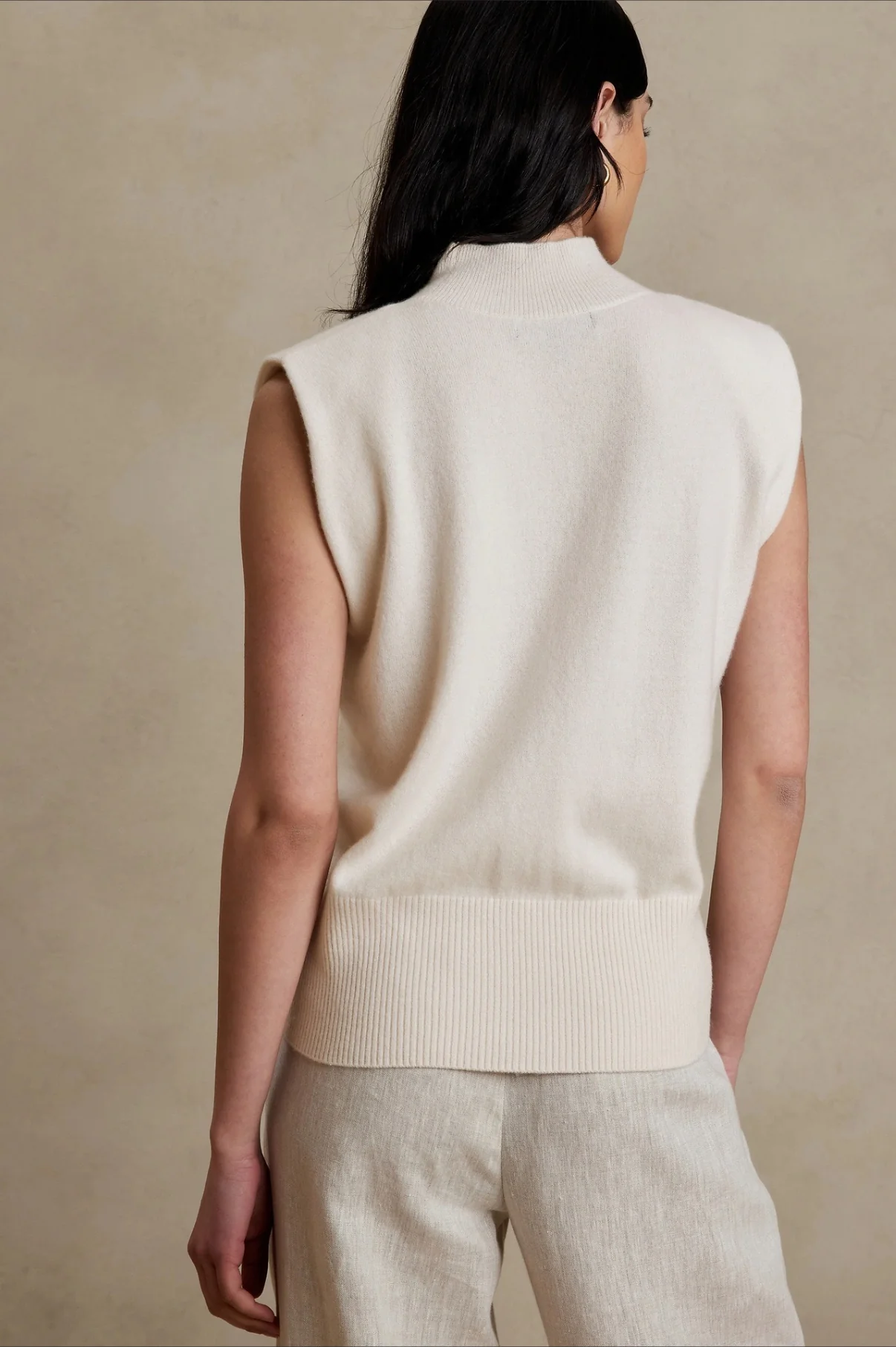 Solid Crew Neck Knit Top - Image 3