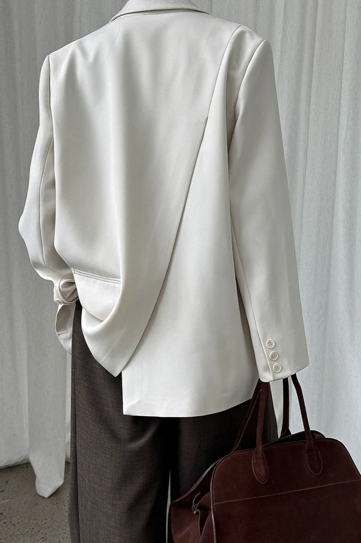 Split Back Relaxed Fit Blazer - Image 2