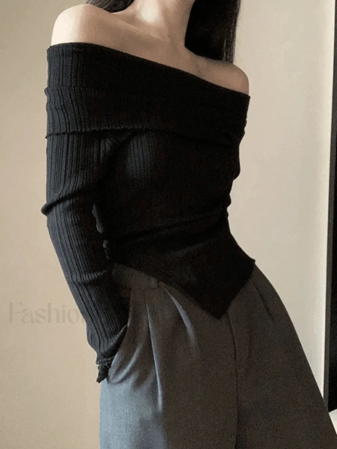 Split Off Shoulder Ribbed Knit Top - Image 10