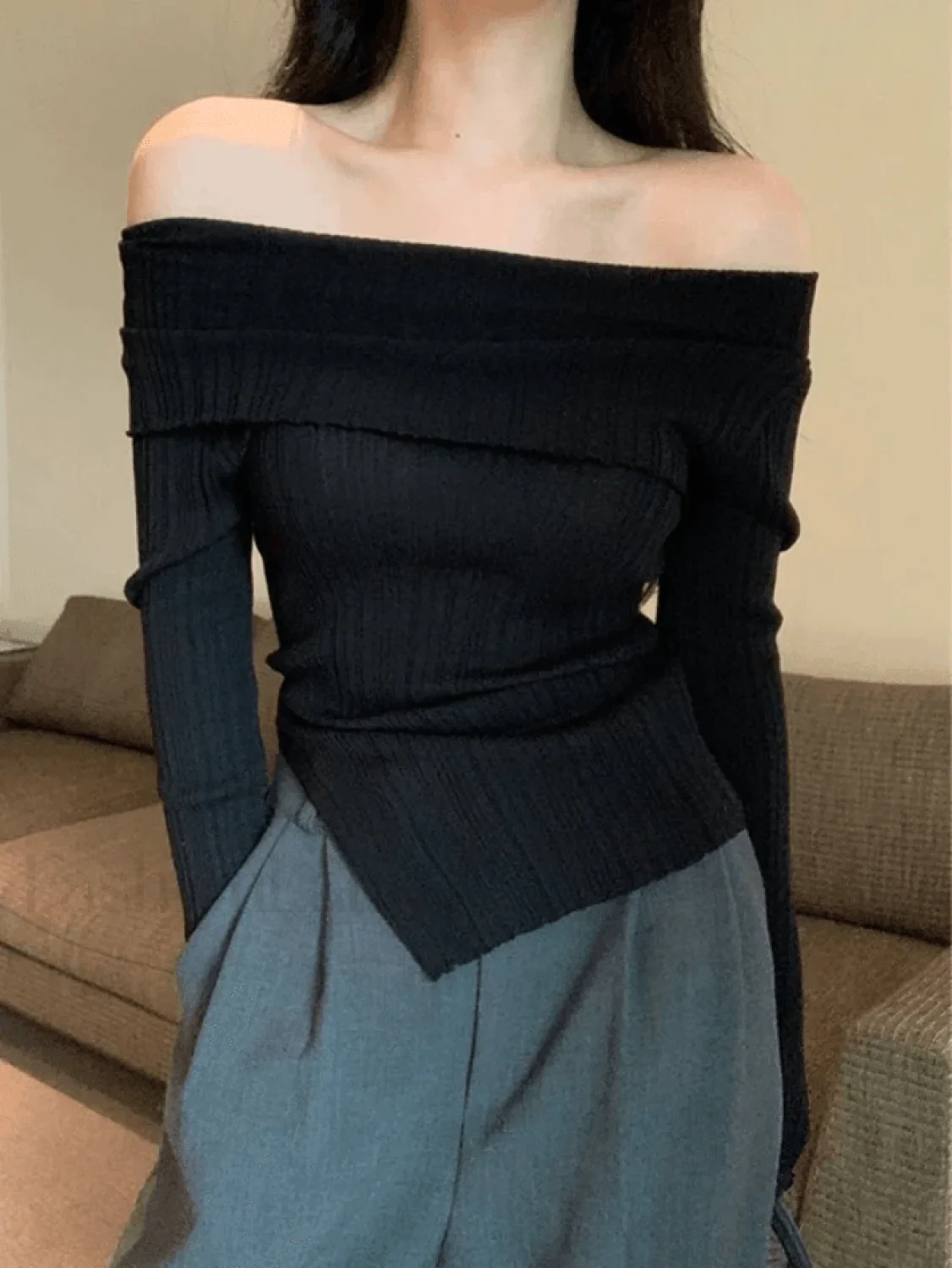 Split Off Shoulder Ribbed Knit Top - Image 18