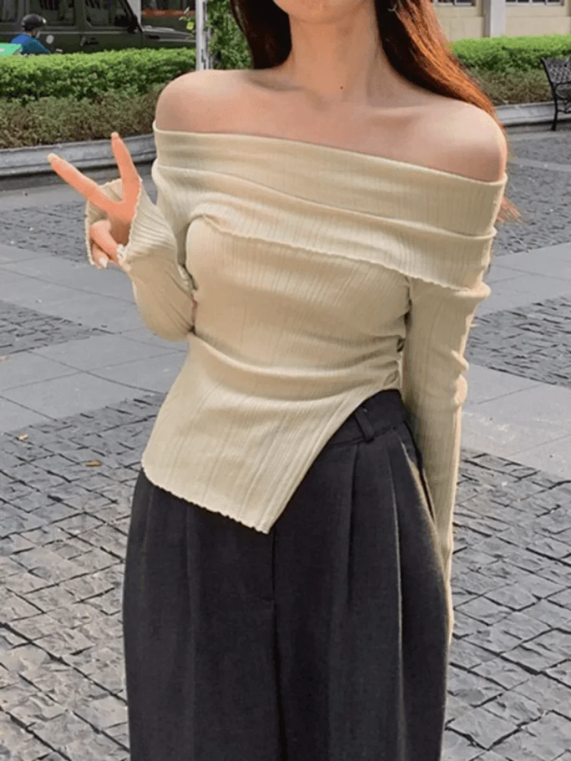 Split Off Shoulder Ribbed Knit Top - Image 22