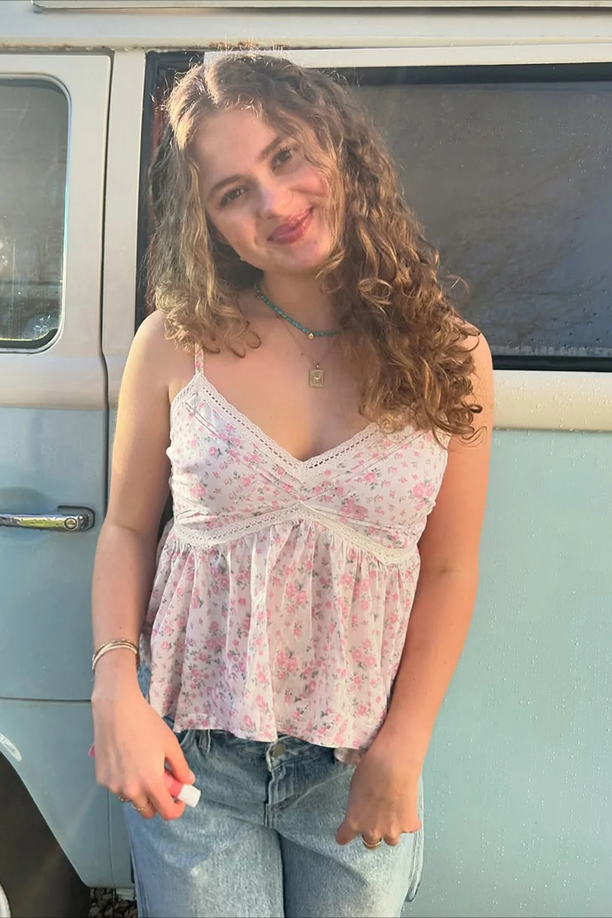 Sweet Floral V Neck  Backless Crop Top - Image 3