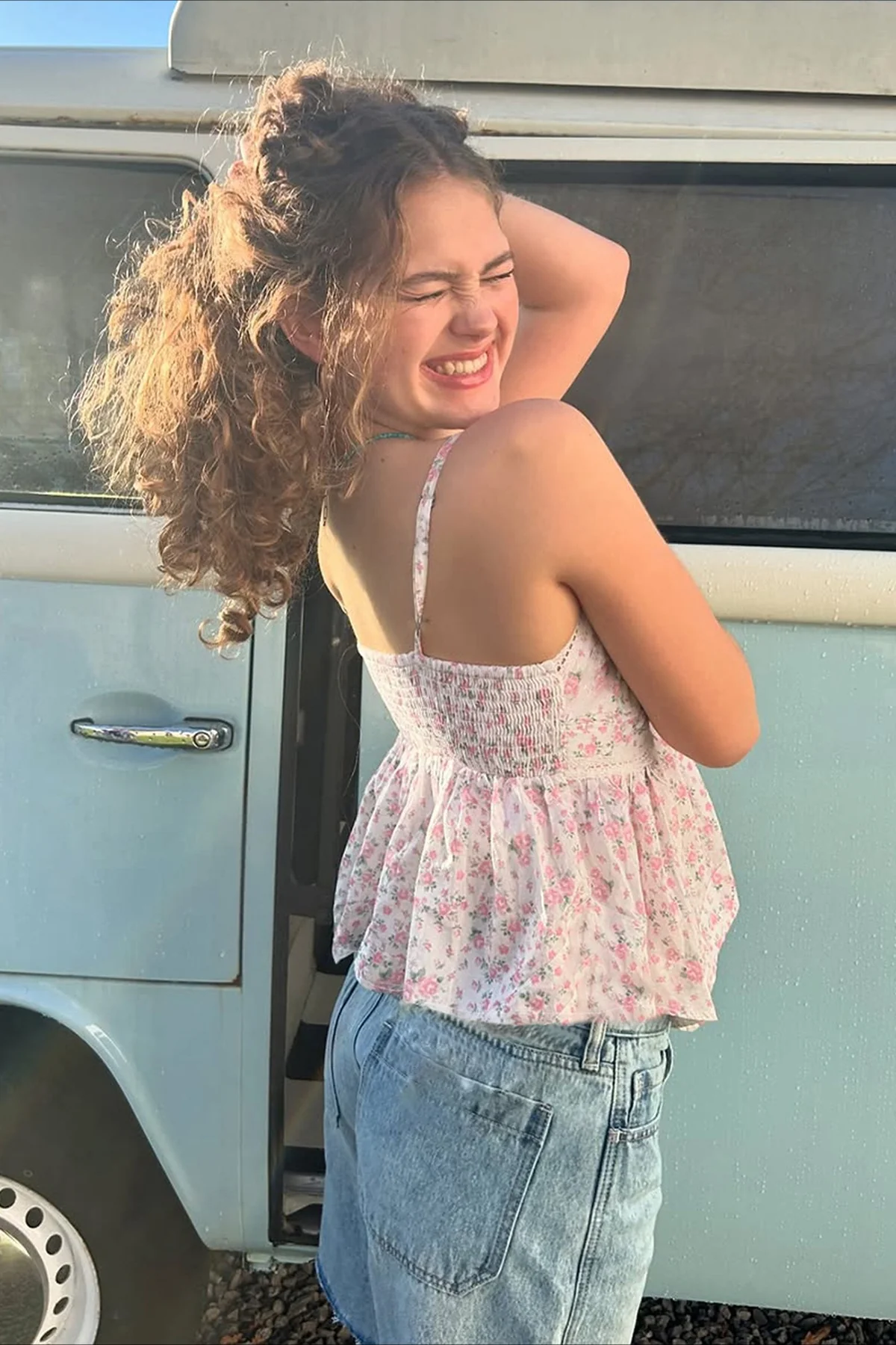 Sweet Floral V Neck  Backless Crop Top - Image 5