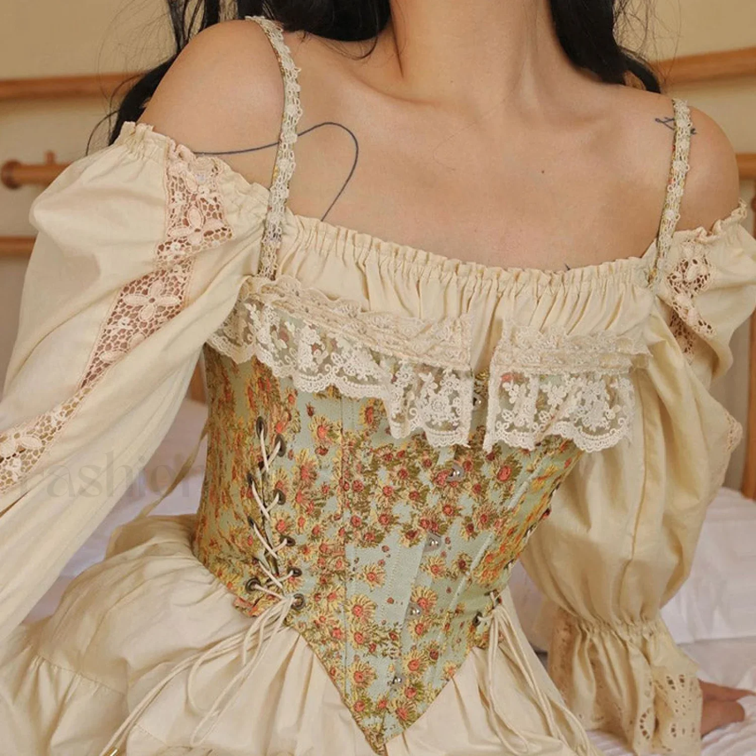 Sweet Ruffled Hook and Eye Lace Up Side Floral Crop Corset Top - Green - Image 5