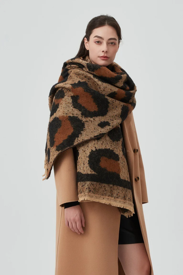 Thick Loop Knit Leopard Pattern Scarf - Image 6
