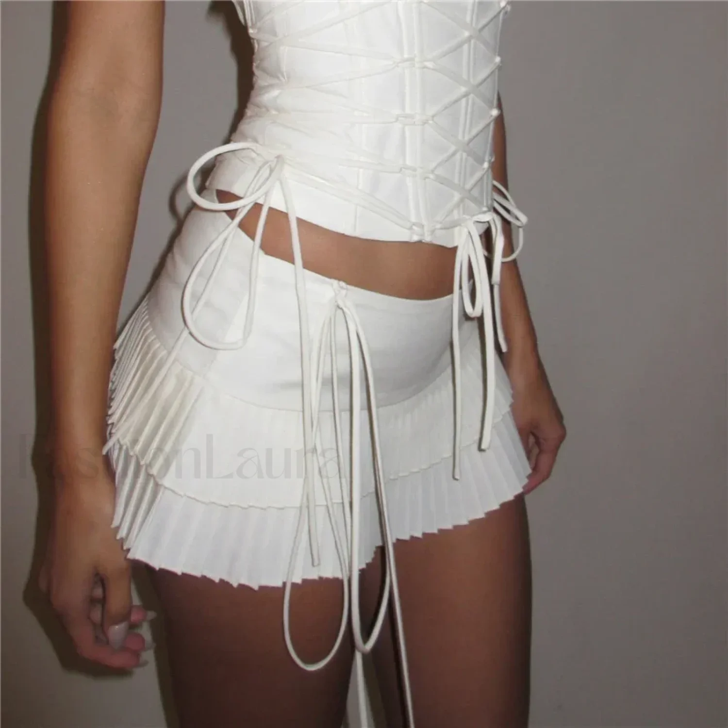 Tie-Up Pleated White Mini Skirt - Image 4