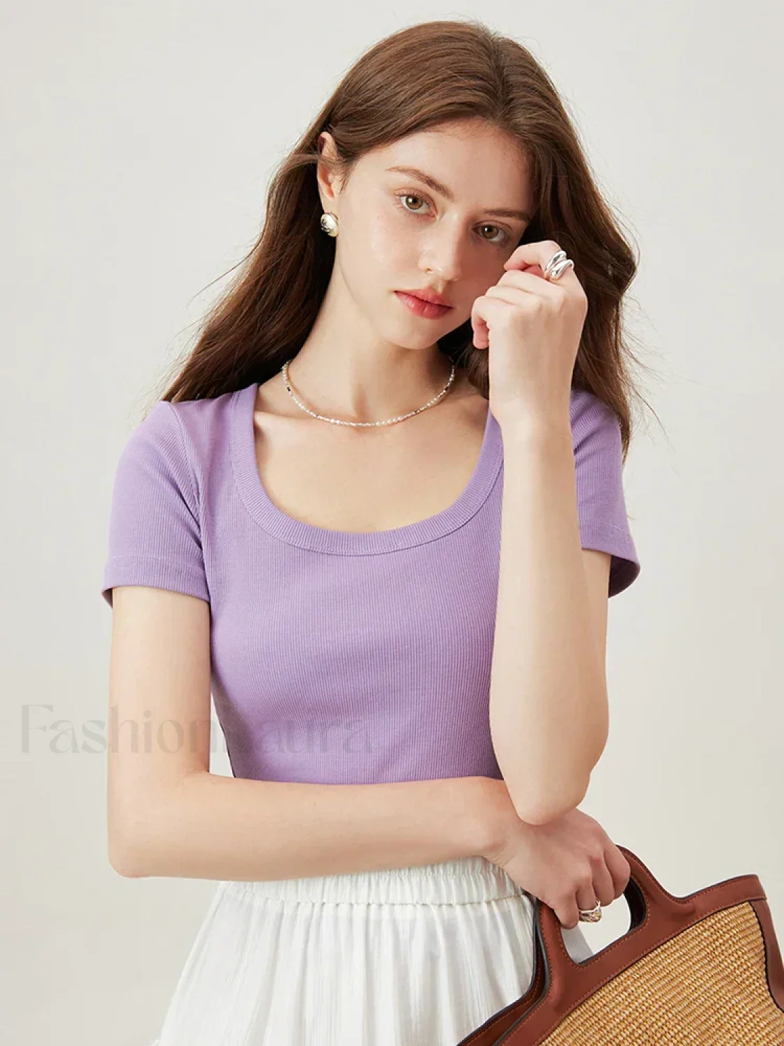 U-Neck Slim Thin Knitted T-Shirt - Image 8