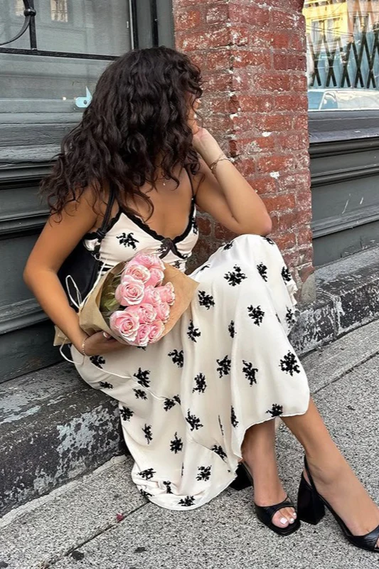 V Neck Lace Patchwork Printed Bodycon Floral Dress - Image 6