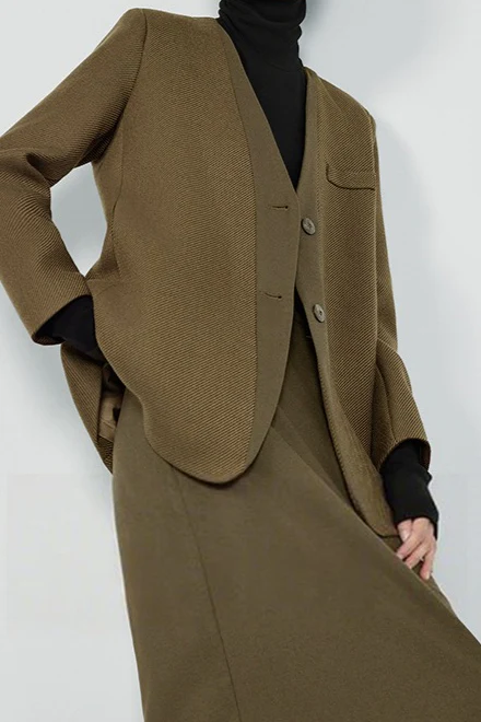 V Neck Single Breasted Blazer - Image 3