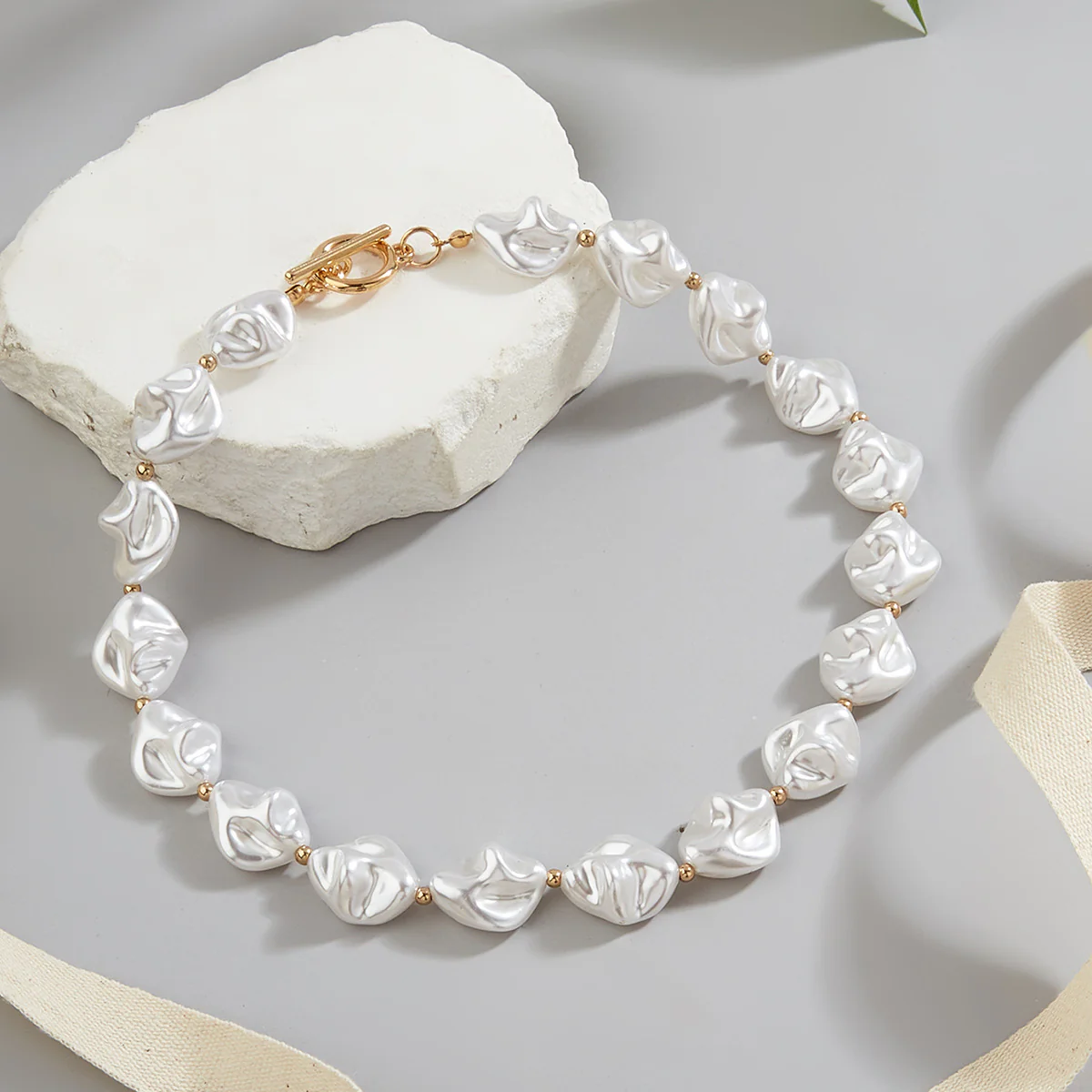 Vintage Baroque Pearl Irregular Statement Necklace - Image 17