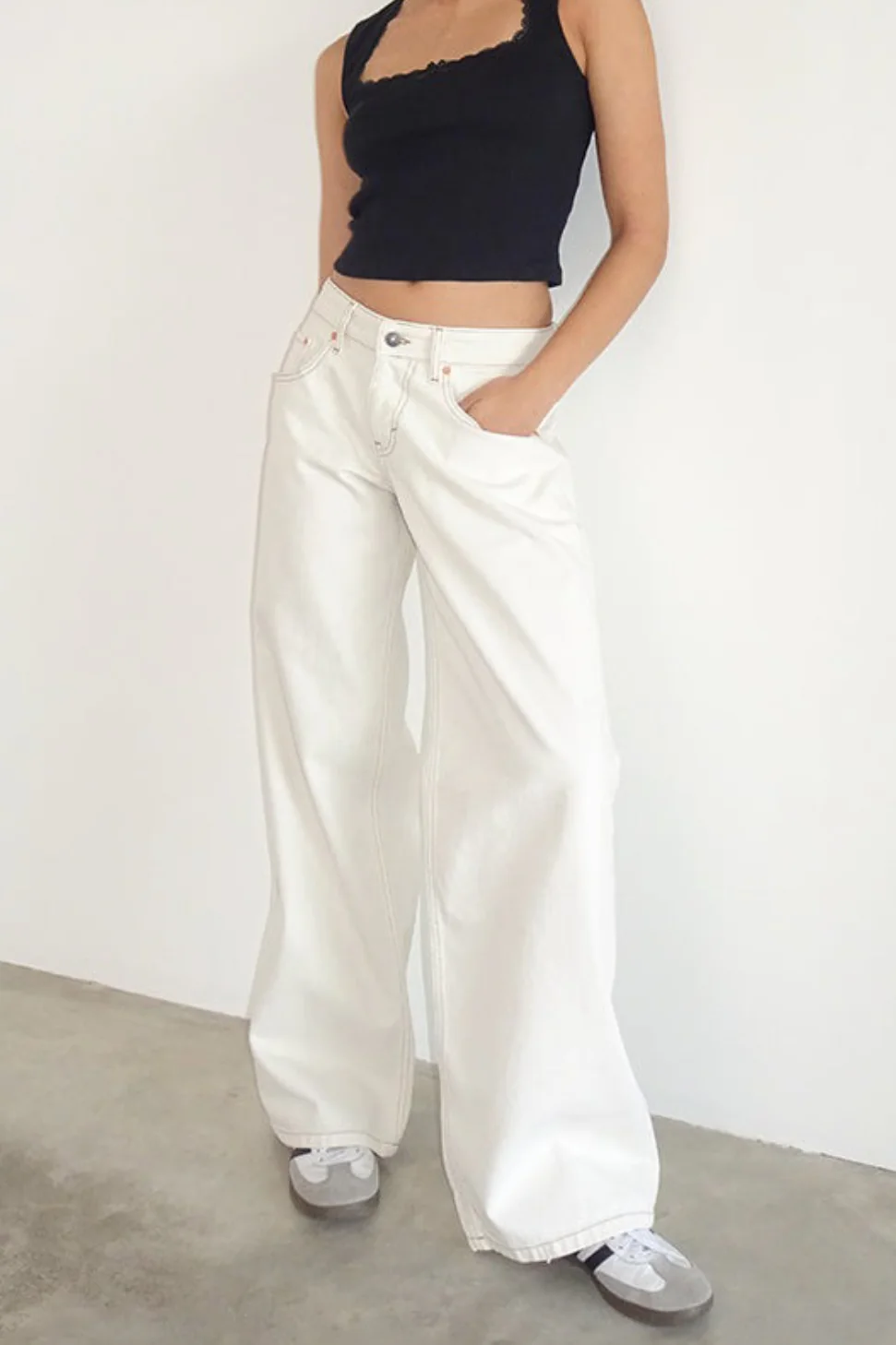 Vintage Low Rise Washed Straight Jeans - Image 14