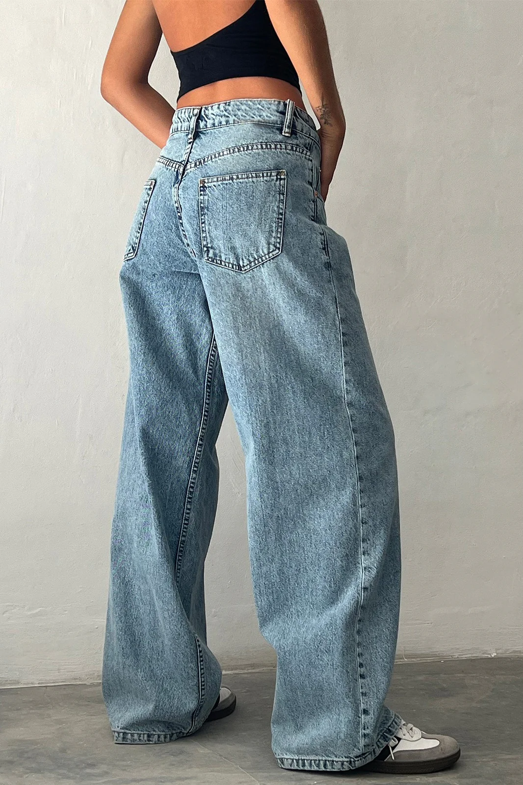 Vintage Low Rise Washed Straight Jeans - Image 5