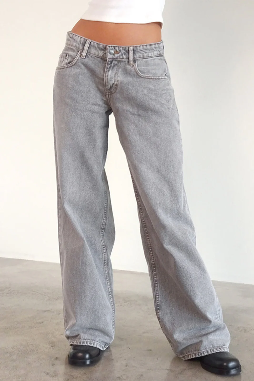 Vintage Low Rise Washed Straight Jeans - Image 8