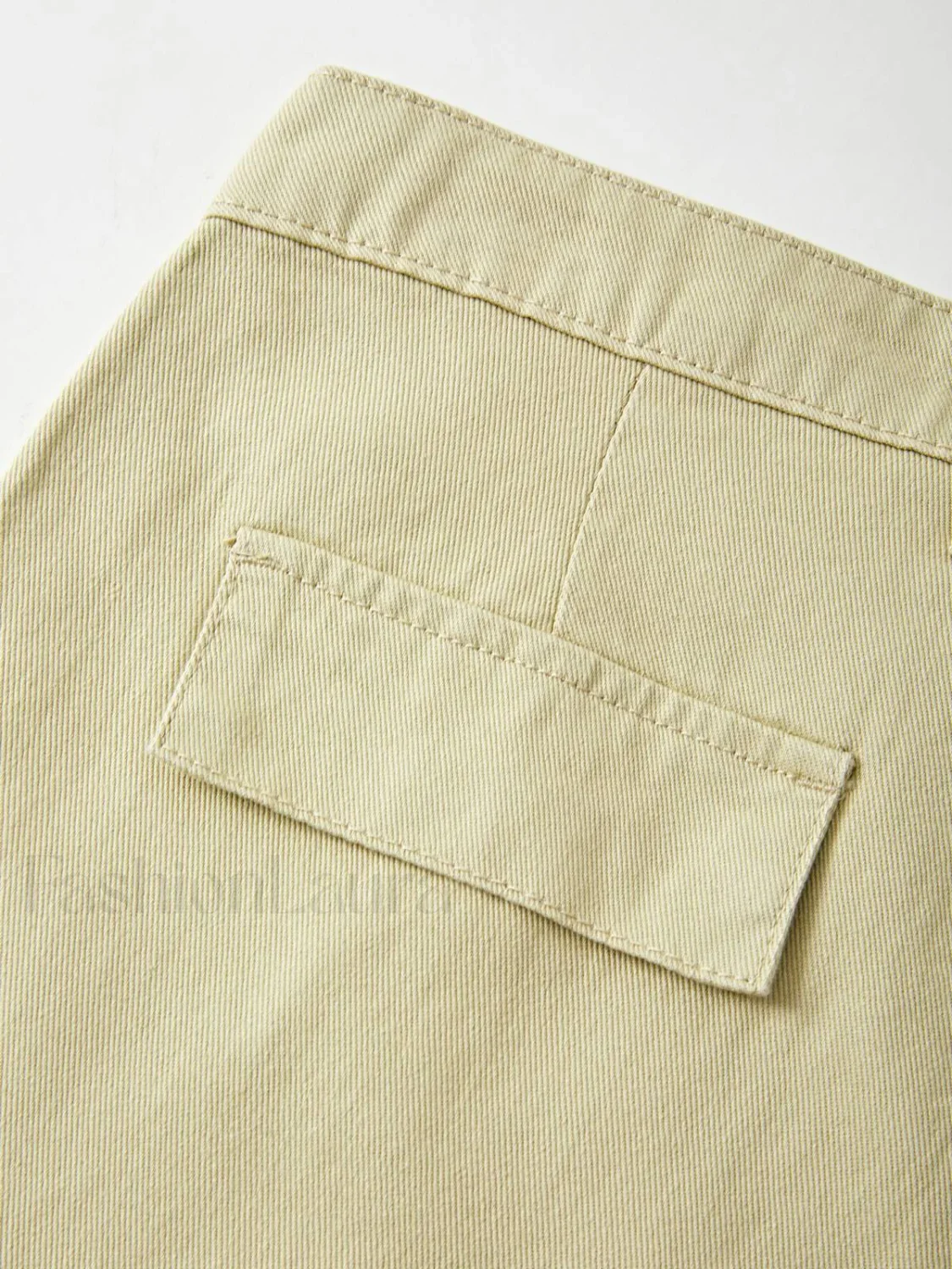 Vintage Pocket Baggy Cargo Jeans - Image 9