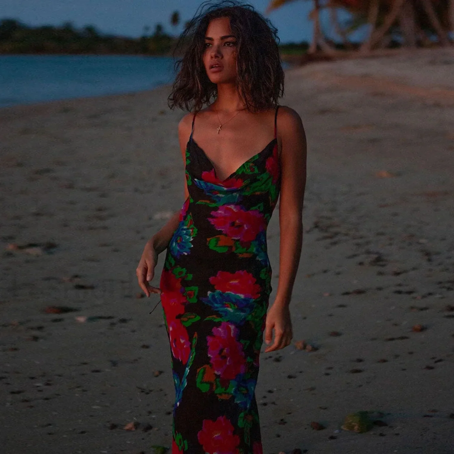 Vintage Style Floral Printed Cowl Neck Slip Maxi Dress - Black - Image 4