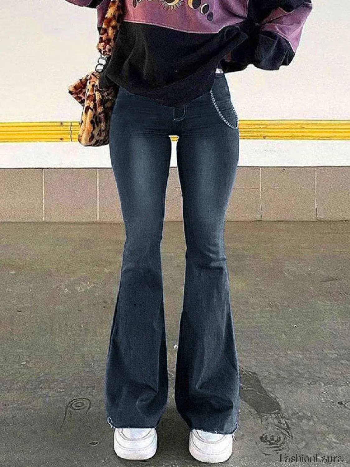 Washed Stretch Low Waist Flare Jeans - Image 8