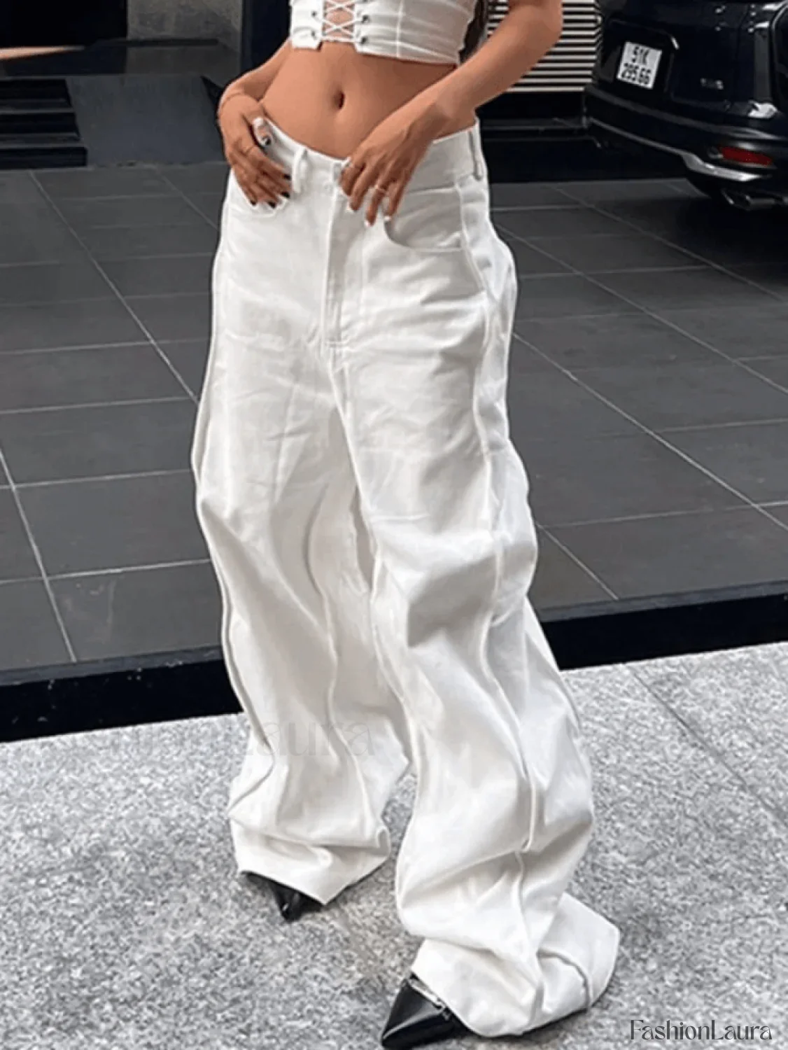 Wavy Side Relaxed Boyfriend Jeans - Image 10