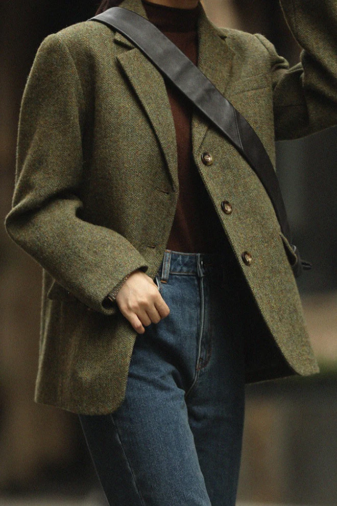 Wool Blend Single Breasted Blazer - Image 2